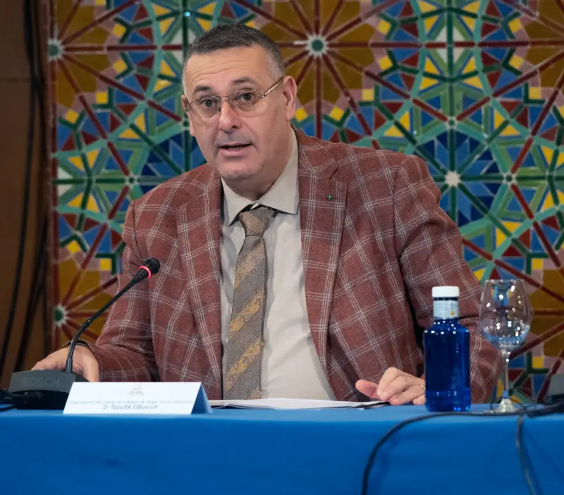 Taoufik ElBourch durante su intervención en los encuentros euromediterráneos
